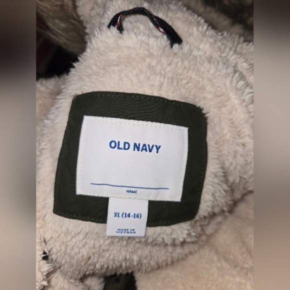 Old Navy Olive Green Parka with Faux Fur Hood - Picture 10 of 10